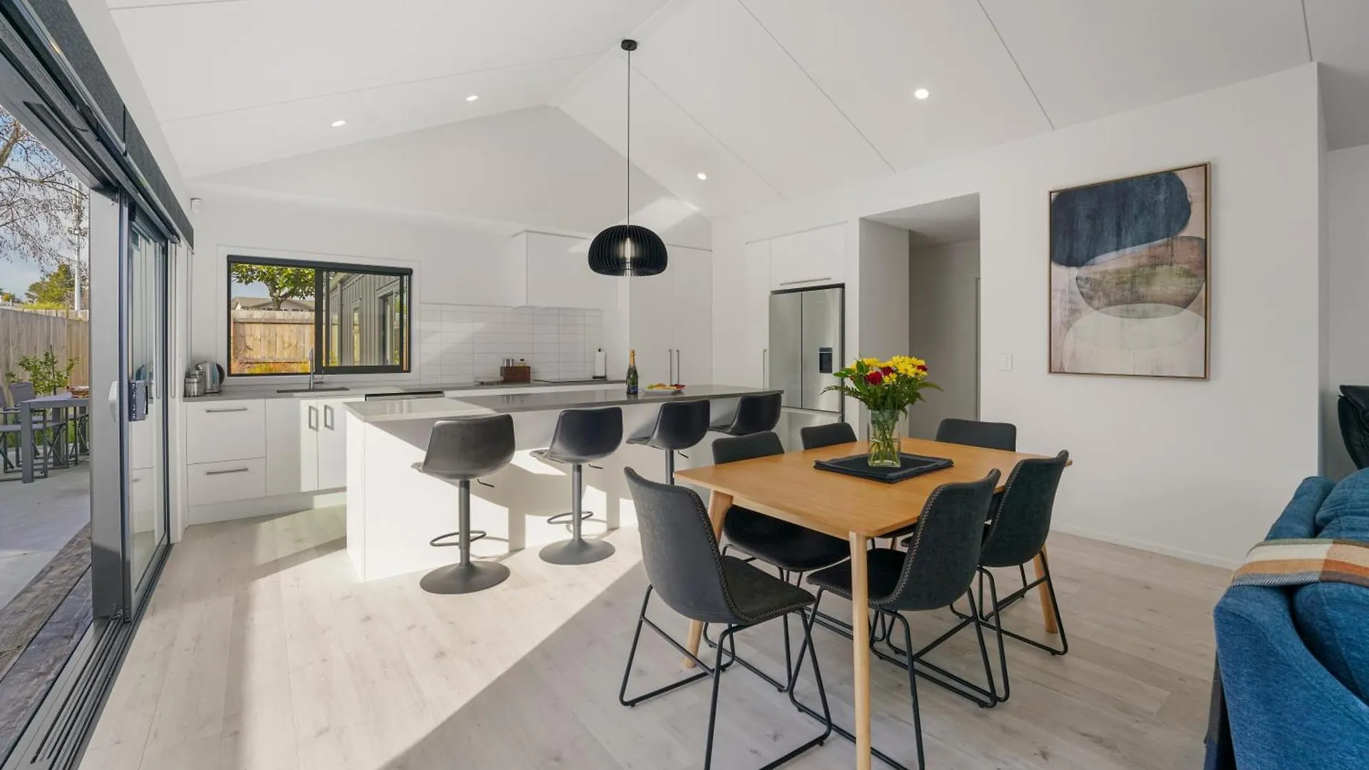 Holiday home Location On Point - Taupo Villa