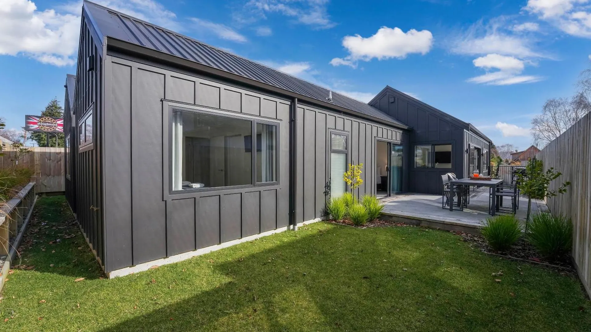 Holiday home Location On Point - Taupo Villa